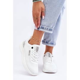 Chaussures de sport en maille pour femme Système de mousse à mémoire de forme Big Star LL274664 Blanc blanche 2 Chaussures de sport en maille pour femme Système de mousse à mémoire de forme Big Star LL274664 Blanc blanche 2