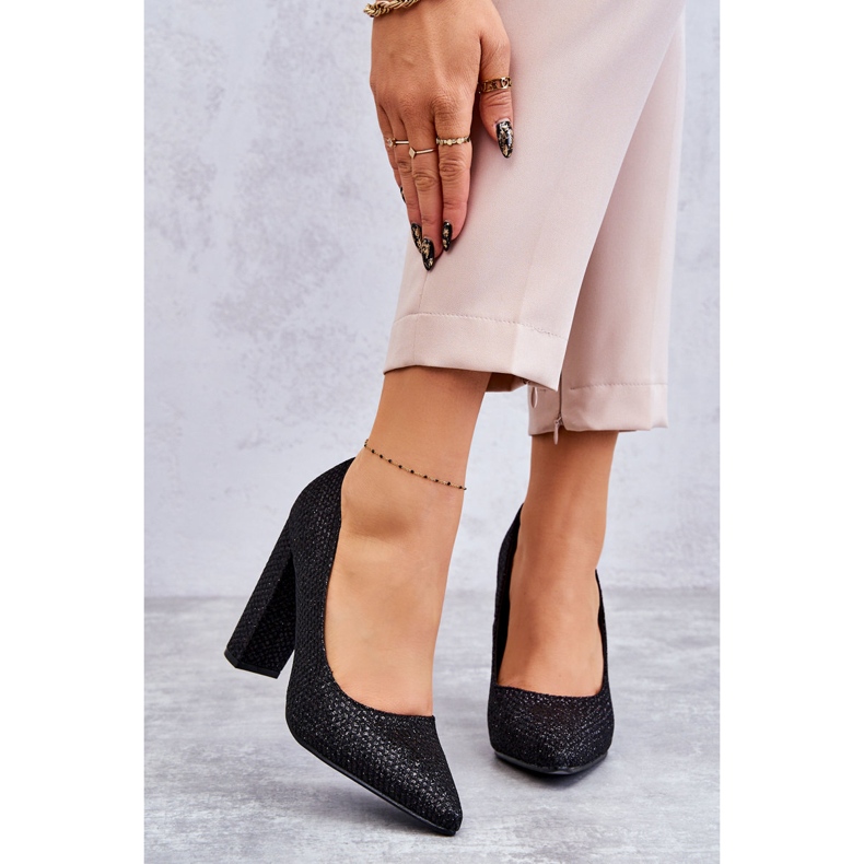 Escarpins brillants sur talon noir le noir 1