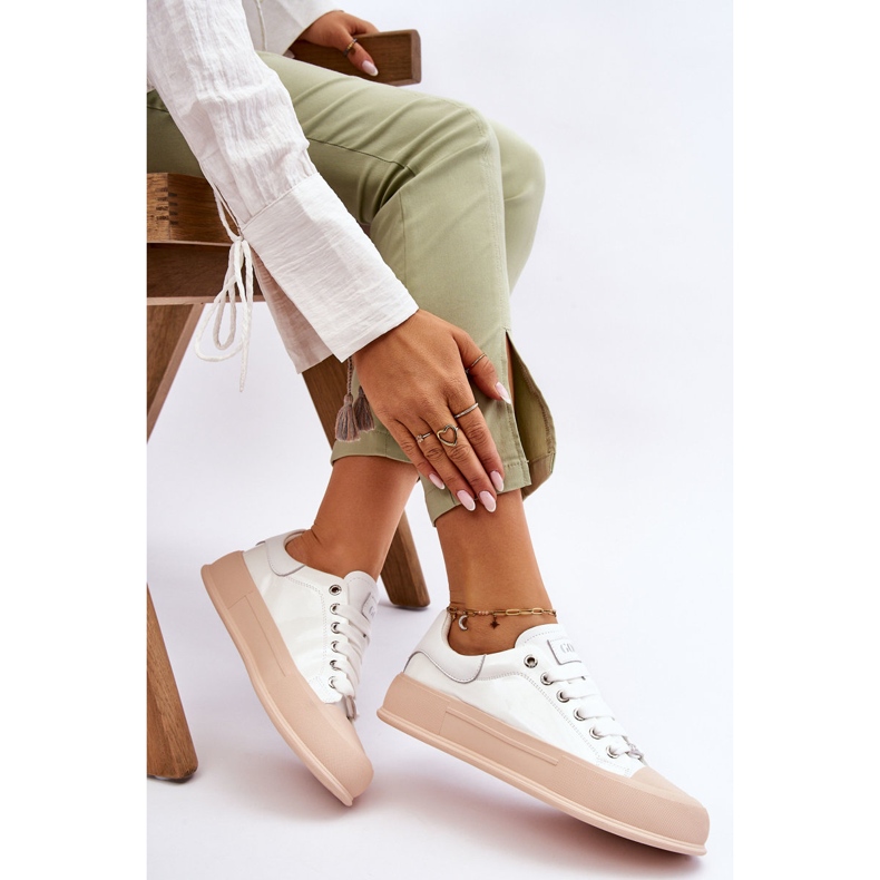 Baskets Plateforme Laquées Femme GOE LL2N4020 Blanc 1
