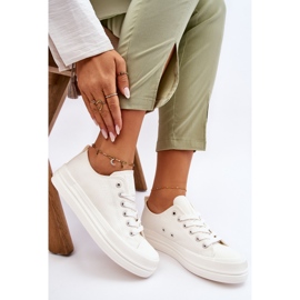 Baskets basses à lacets Big Star LL274968 Blanc blanche 2