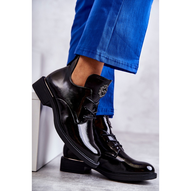 Vinceza Bottines Lacées Laquées Avec Découpes Noir Fabiana 4