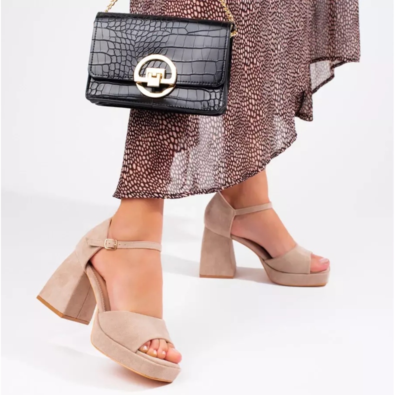 Sandales à bloc en daim beige Vinceza 1