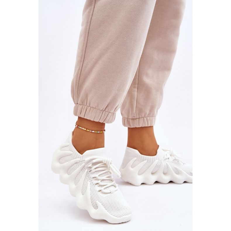 PG1 Baskets à enfiler pour femmes blanches Myles 2