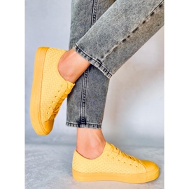 BM Baskets unicolores jaune Sears 3