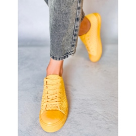 BM Baskets unicolores jaune Sears 5