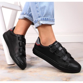 Baskets en cuir écologique noir Big Star LL274A208 avec velcro le noir 1 Baskets en cuir écologique noir Big Star LL274A208 avec velcro le noir 1