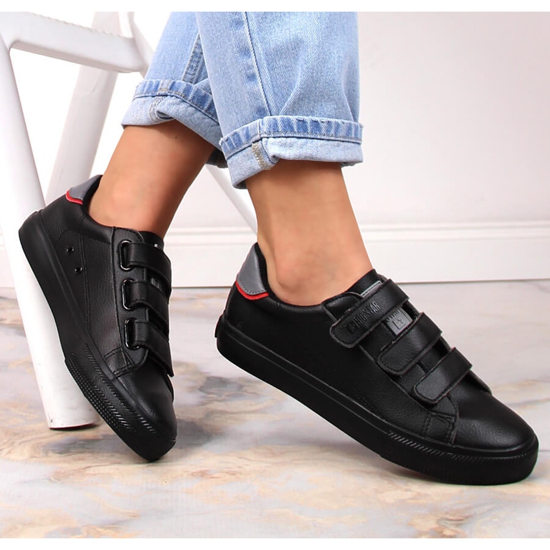 Baskets en cuir écologique noir Big Star LL274A208 avec velcro le noir 1 Baskets en cuir écologique noir Big Star LL274A208 avec velcro le noir 1