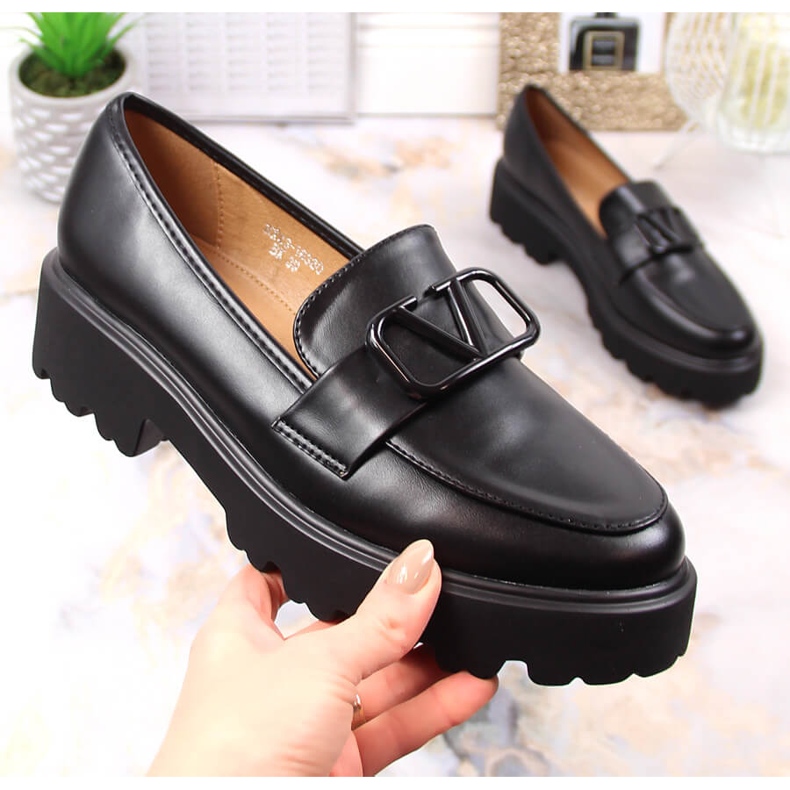 Talons hauts et chaussures à plateforme noires pour femmes Vinceza 16380 1