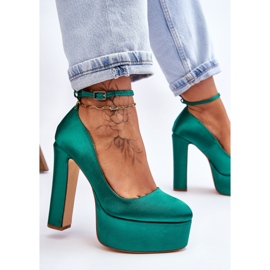 BM Escarpins à la mode sur un talon haut vert Hayden 7