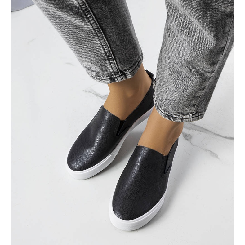 PA1 Baskets noires en éco-cuir Shelia le noir 1 PA1 Baskets noires en éco-cuir Shelia le noir 1