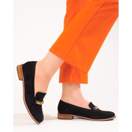 Mocassins classiques avec une chaîne Shelovet en daim noir le noir 3
