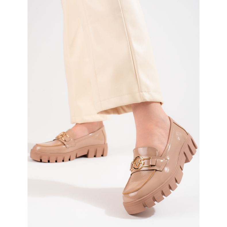 Mocassins plateforme laqués femme Vinceza beige 2 Mocassins plateforme laqués femme Vinceza beige 2