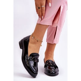 Vinceza Mocassins noirs vernis à talons plats Marra 1