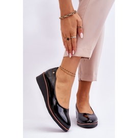 Vinceza Escarpins Compensés Classiques En Cuir Verni Noir Paola le noir 1 Vinceza Escarpins Compensés Classiques En Cuir Verni Noir Paola le noir 1