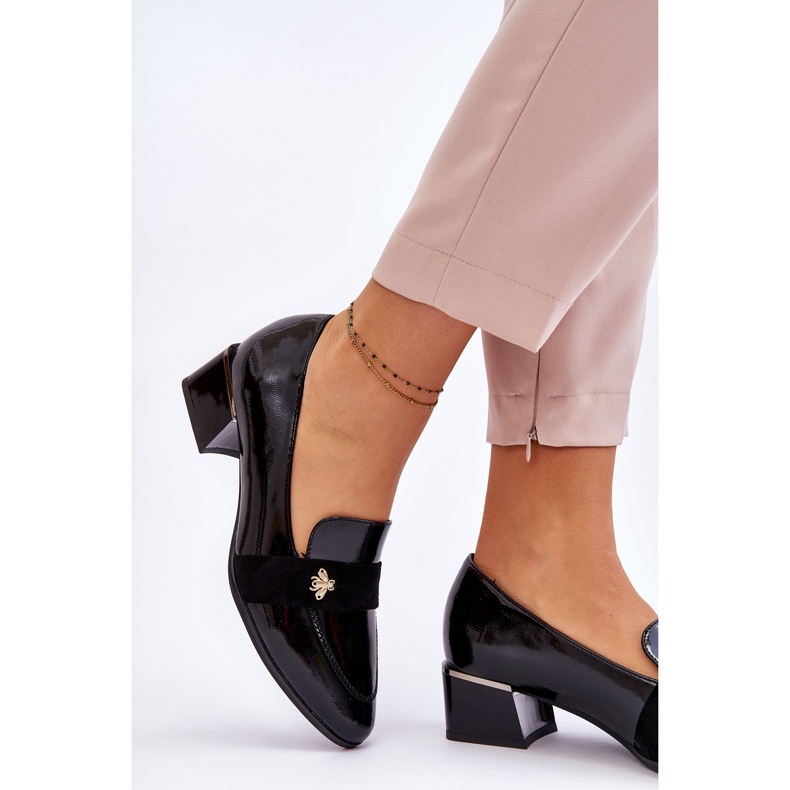 Vinceza Escarpins à talons bas en cuir verni noir avec ornement Doria 2
