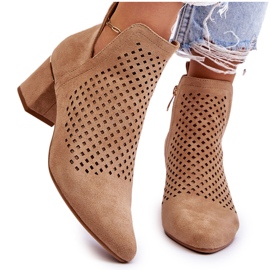 Vinceza Boots en daim ajouré avec découpe sur talon Blakely beige 10