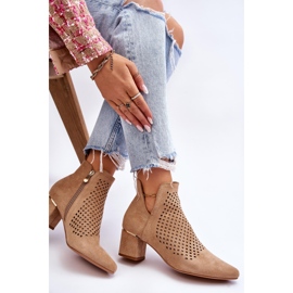 Vinceza Boots en daim ajouré avec découpe sur talon Blakely beige 7
