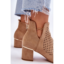 Vinceza Boots en daim ajouré avec découpe sur talon Blakely beige 9