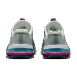 Chaussures Nike Metcon 8 W DO9327-004 vert 4