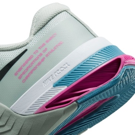 Chaussures Nike Metcon 8 W DO9327-004 vert 7