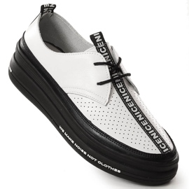 Chaussures en cuir pour femmes sur la plate-forme blanc Filippo DP3624/23 1