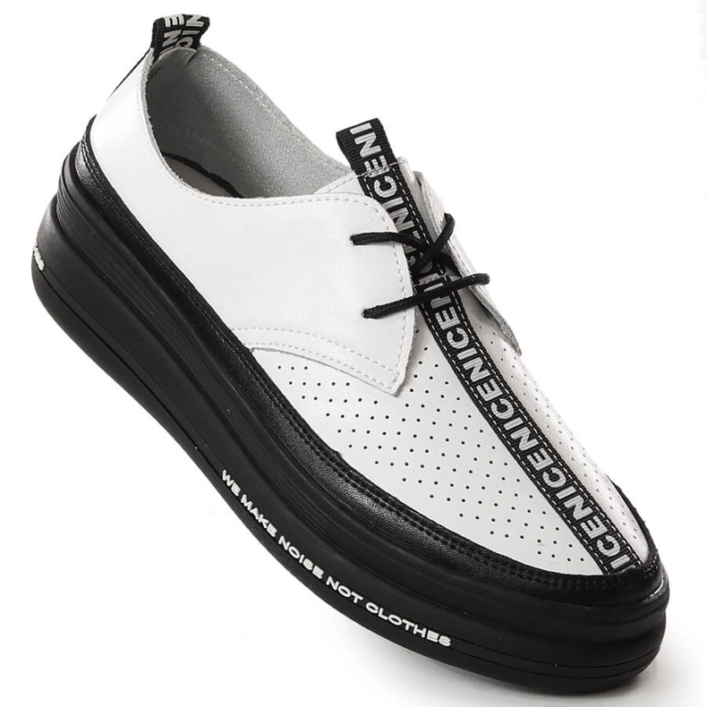 Chaussures en cuir pour femmes sur la plate-forme blanc Filippo DP3624/23 blanche 1