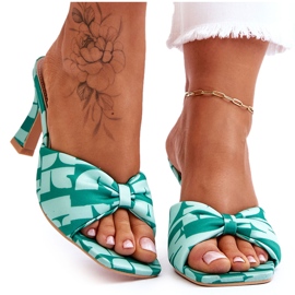 Talons hauts à la mode en imprimé Floria vert 9