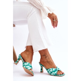 Talons hauts à la mode en imprimé Floria vert 5