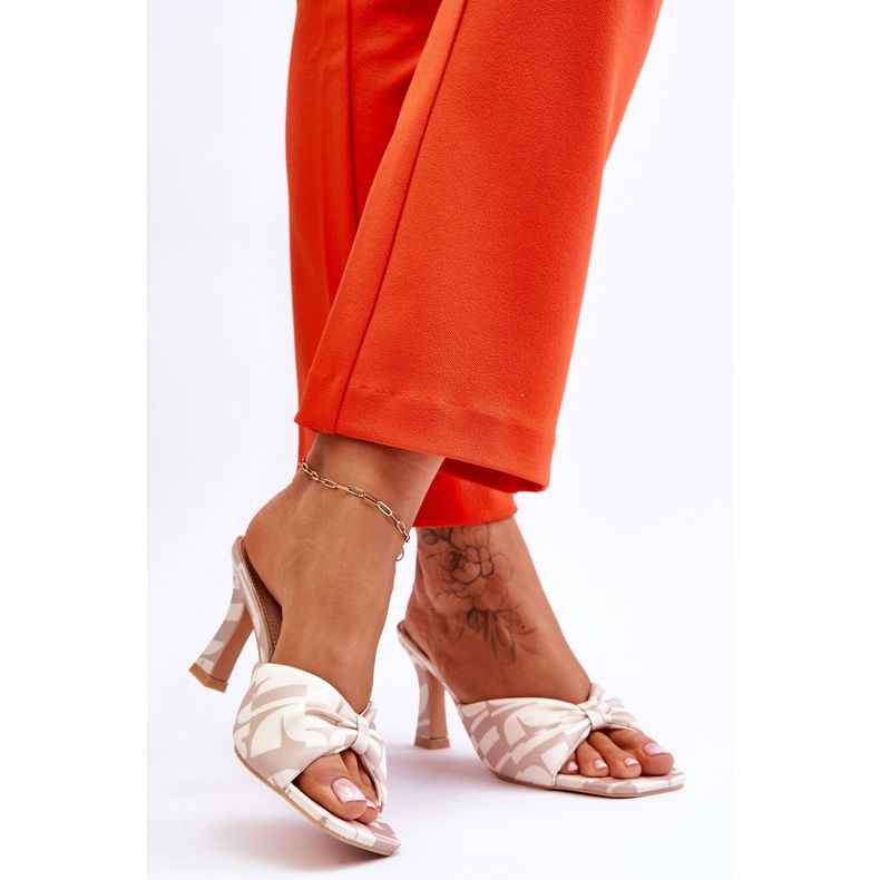 Talons hauts à la mode imprimés beige Floria 2