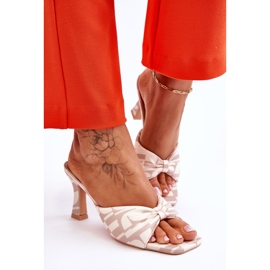 Talons hauts à la mode imprimés beige Floria 4