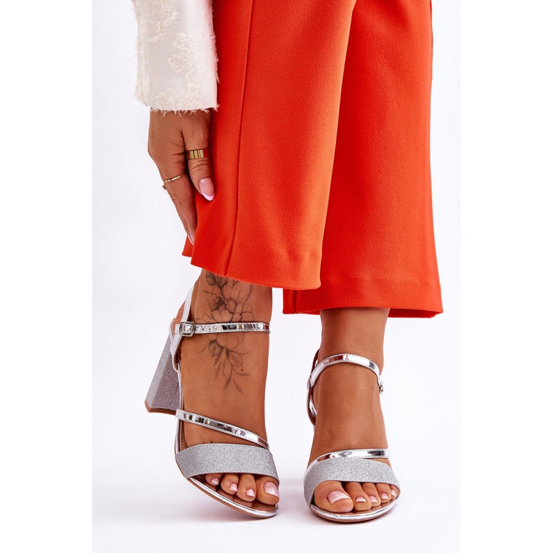 Vinceza Sandales à talons hauts argentées à paillettes Alicia 1 Vinceza Sandales à talons hauts argentées à paillettes Alicia 1