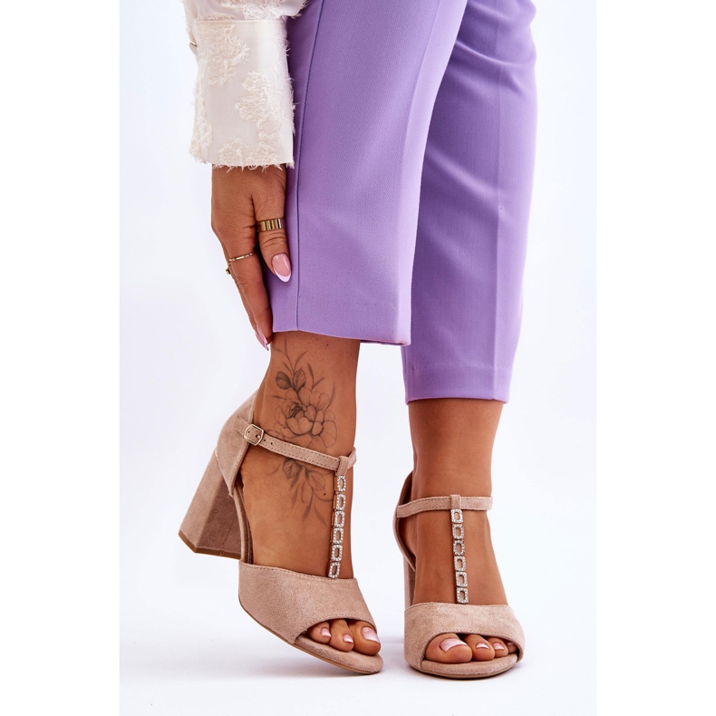 Vinceza Aniya Sandales à talons hauts en daim beige avec strass brun 1