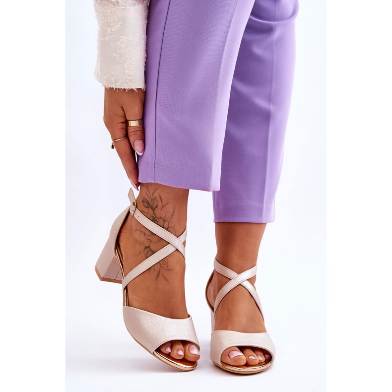 Vinceza Sandales en cuir à petit talon pour femmes Doré Quinn 1