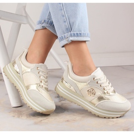Chaussures de sport pour femmes sur la plateforme dorée Potocki SZ12025 1