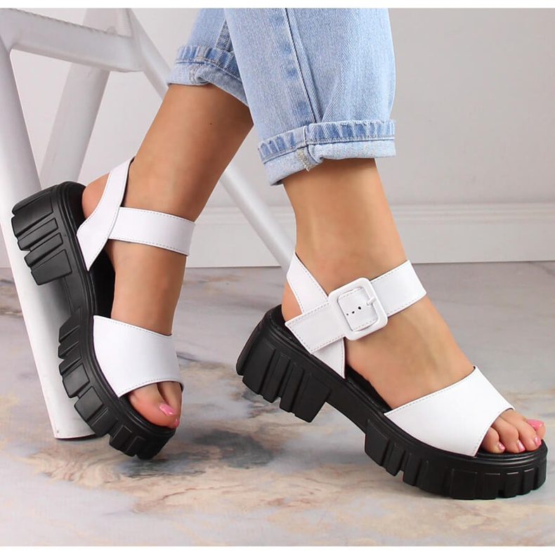 Sandales à plateforme blanches pour femmes Vinceza SG23-7852 1