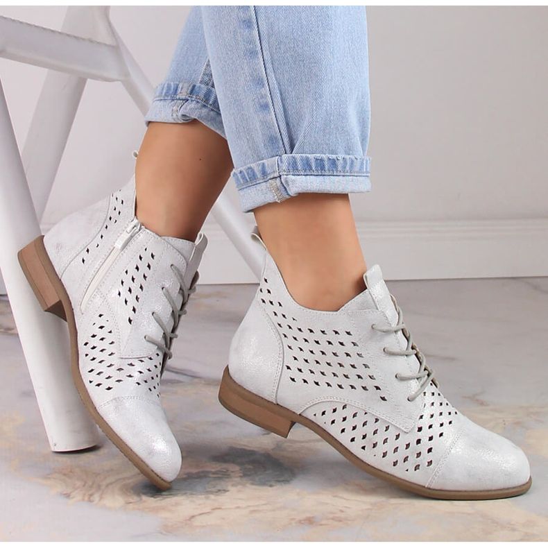 Bottines argentées ajourées printemps femme Jezzi ASA142-45 1