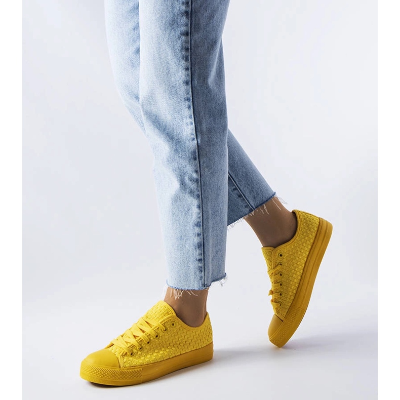 Baskets jaunes en tissu tissé de Thibodeau 1