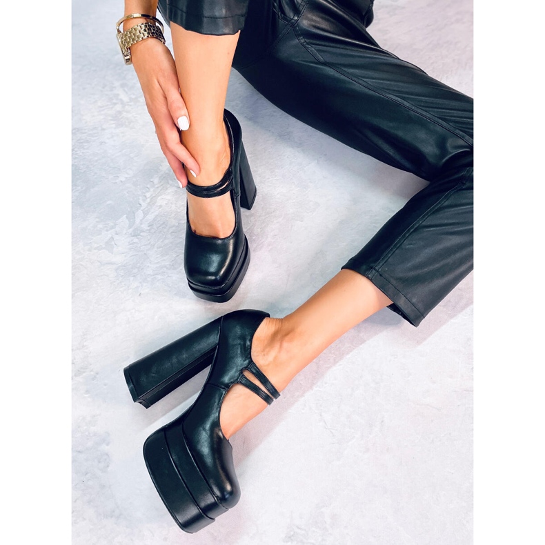 BM Escarpins plateforme grain noir Loit 2