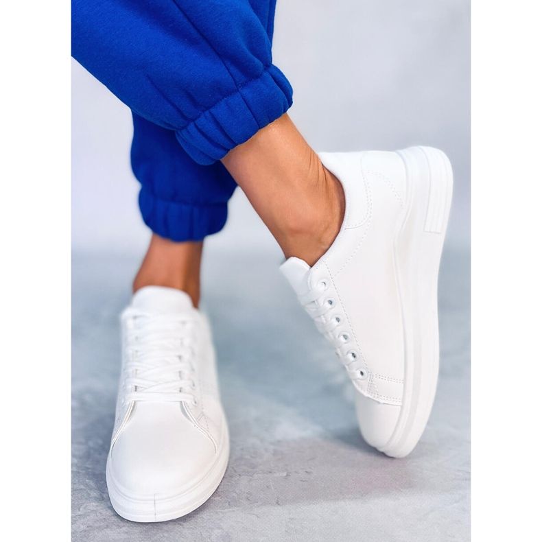 BM Maes Baskets compensées blanches 1