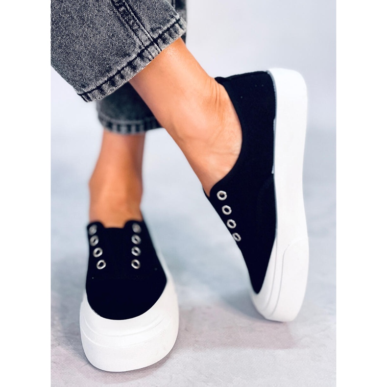 BM Baskets Kamio noires, femmes 1