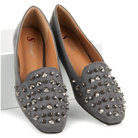 Seastar seigneurs avec des goujons gris 1