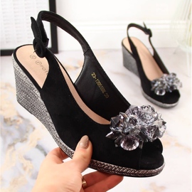 Sandales compensées en daim pour femmes avec cristaux noirs Potocki SZ12055 le noir 4