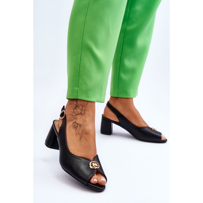 Sandales en cuir noir à la mode noir 2