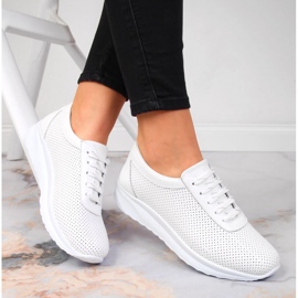 Chaussures femme cuir blanc ajouré T.Sokolski W22-382 1