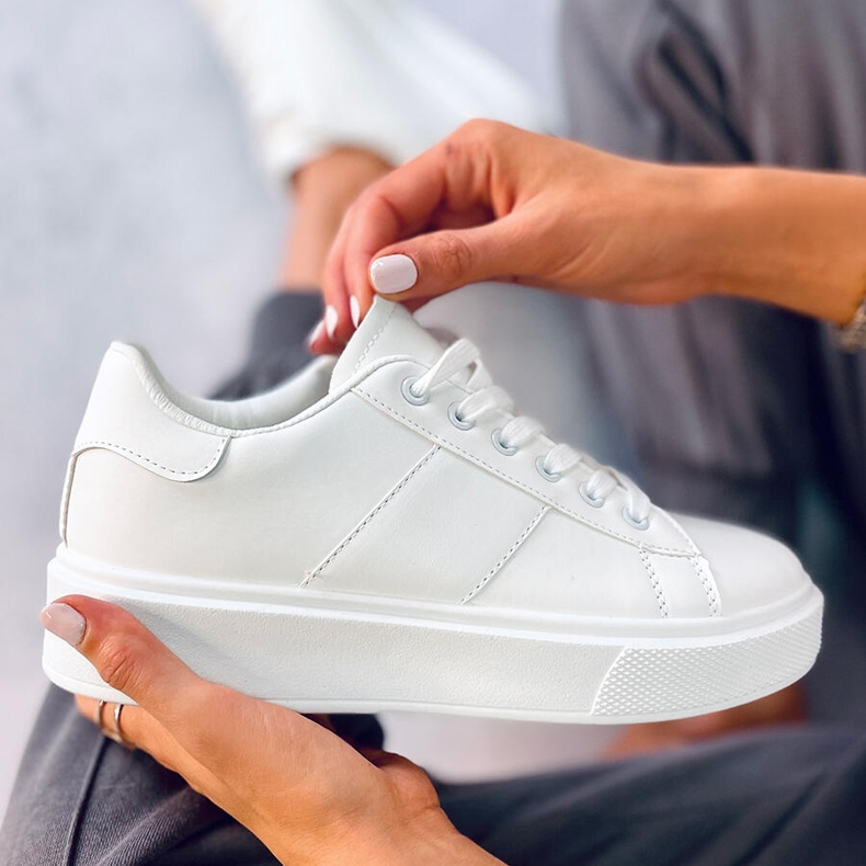 BM Baskets femme Feber blanches 2 BM Baskets femme Feber blanches 2