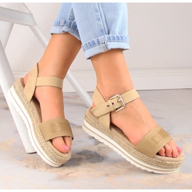Sandales espadrilles pour femmes sur la plate-forme beige Big Star LL274872 1