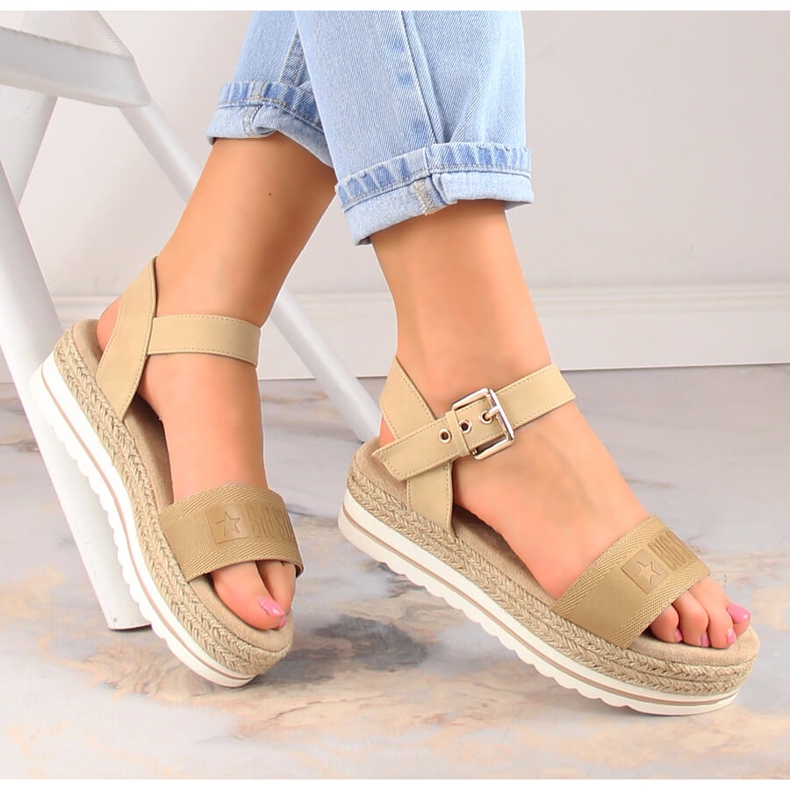 Sandales espadrilles pour femmes sur la plate-forme beige Big Star LL274872 1