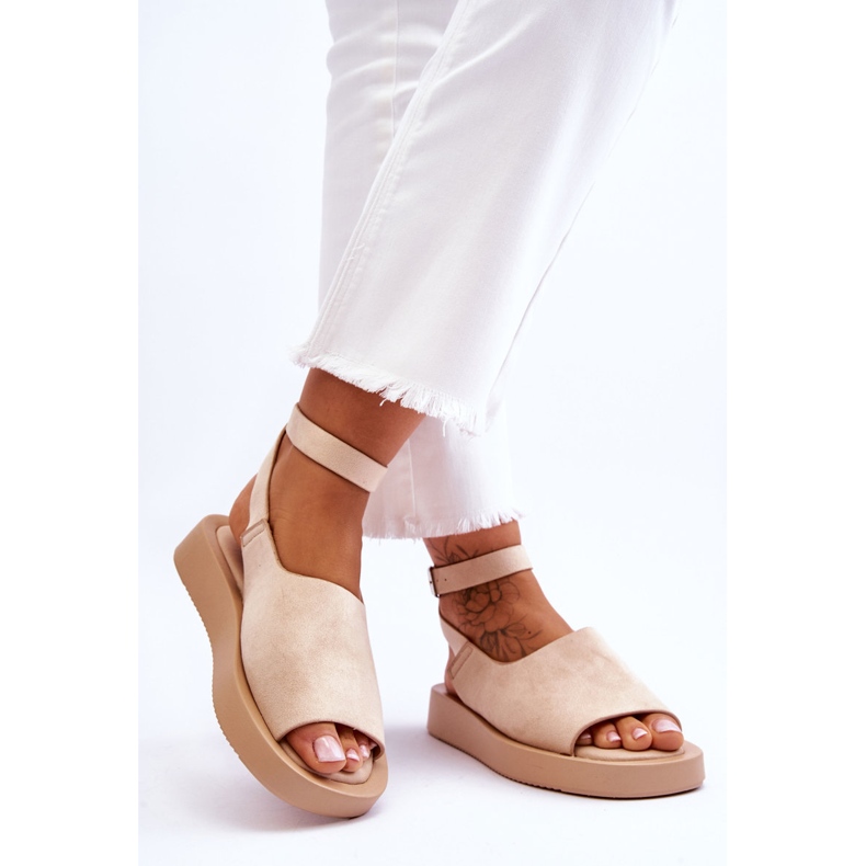 Sandales Confortables Pour Femmes Sur La Plateforme Beige Rubis brun 2