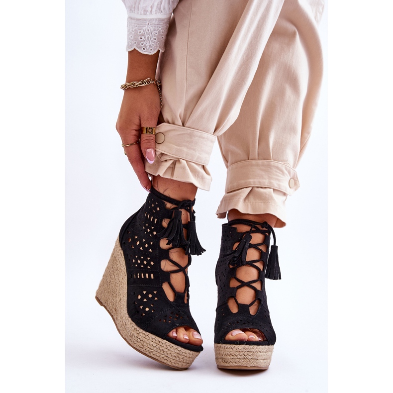 FB1 Bottines Compensées Ajourées Daim Noir Berthe 1