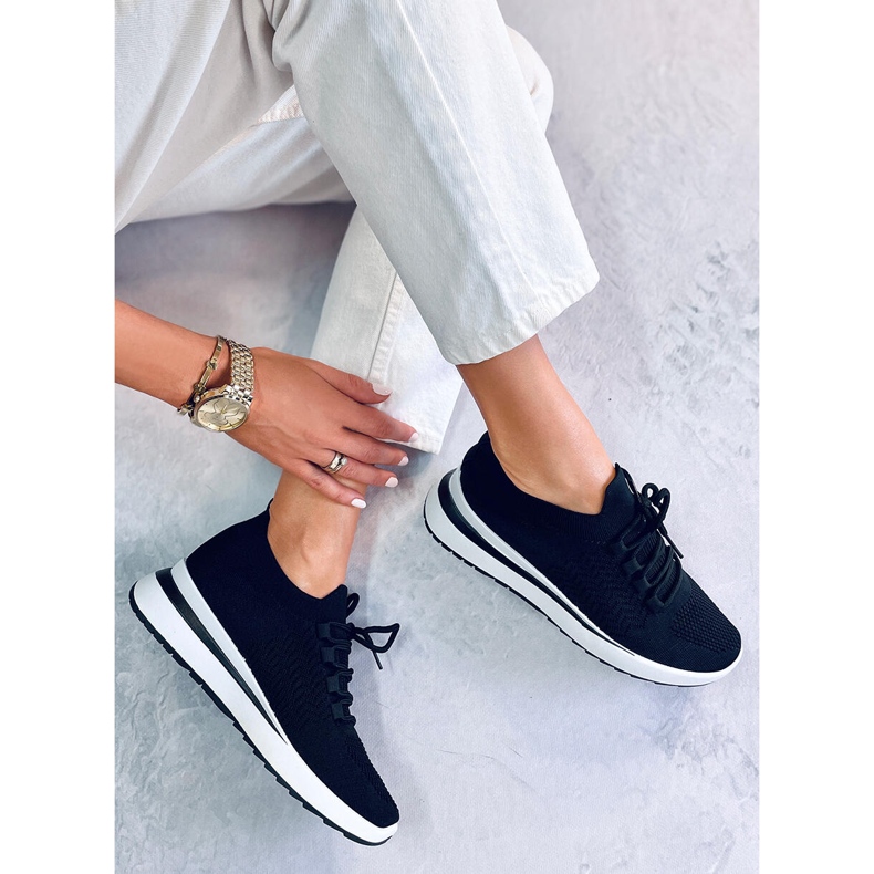 PA1 Barthel Chaussures de sport chaussettes noires 1